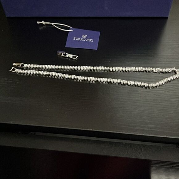 Swarovski necklace  - Picture 4 of 7